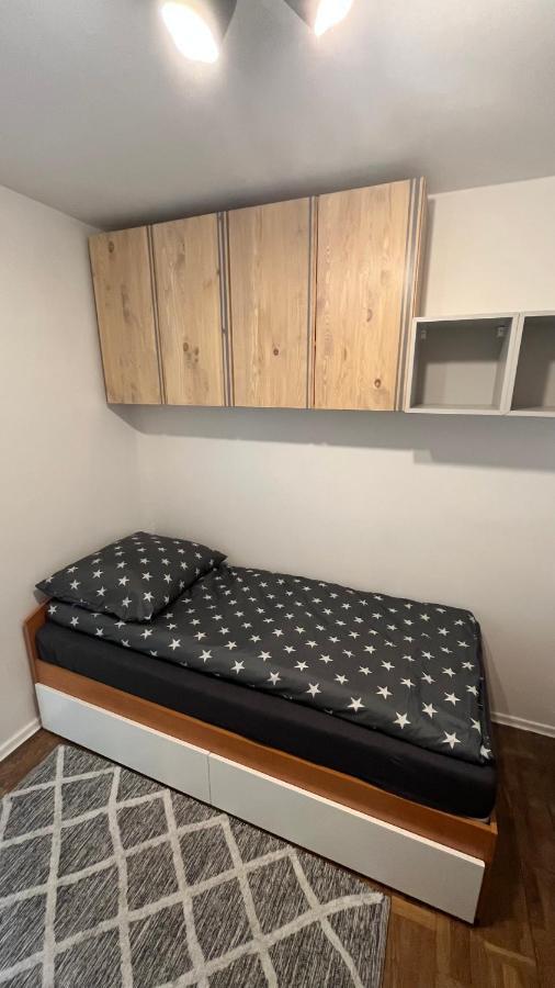 Warszawa Wola Pokoje Pansiyon Dış mekan fotoğraf